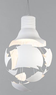 Suspension Scheisse Northern Blanc | Made In Design Suspension Scheisse Northern Blanc | Made In Design