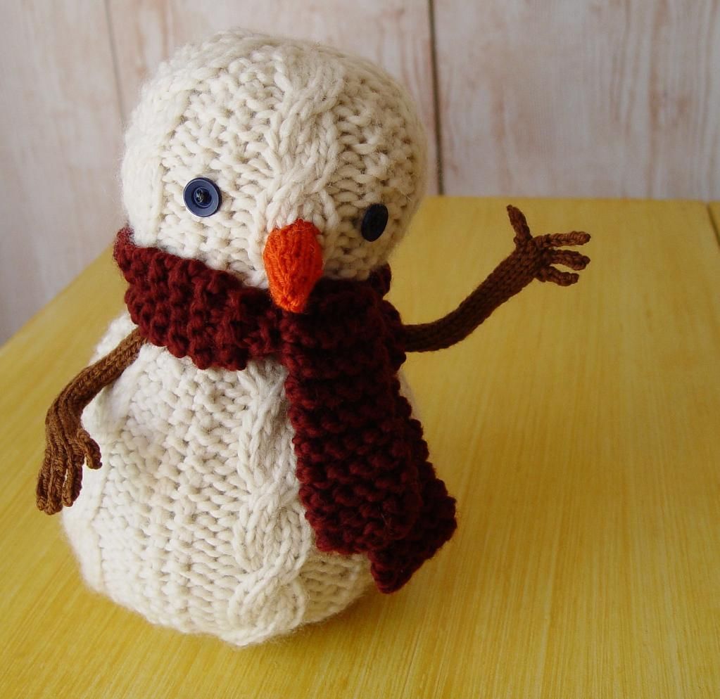 Frosty the frozen snowman chocolate Christmas in Olaf white KNITTING PATTERN