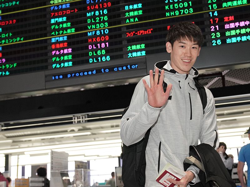 【男子バレー】全日本・石川祐希がイタリアで日々、成長中|バレー|集英社のスポーツ総合雑誌 スポルティーバ 公式サイト web Sportiva Japan Volleyball Team, Mens Volleyball, Volleyball Players, Ishikawa, Japanese Sweets, Nippon, Boys Who, Yuki, Cute Boys