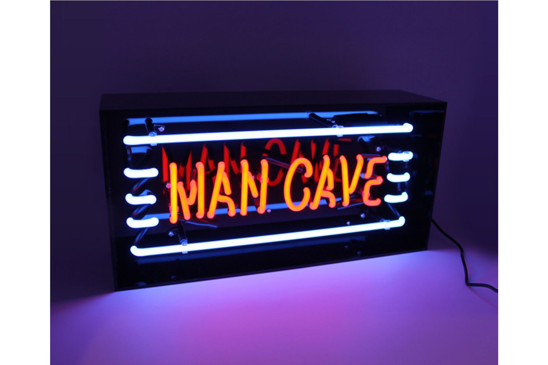 Neon lamp Mancave | Tafellamp, Mancave ideeën, Lichtbundel