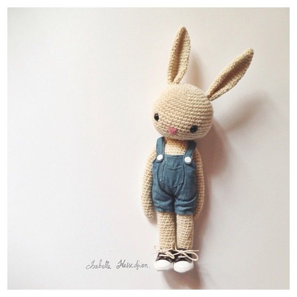 Pin By Del Este Jabones On Crafts Crochet Rabbit Crochet Dolls Crochet Bunny