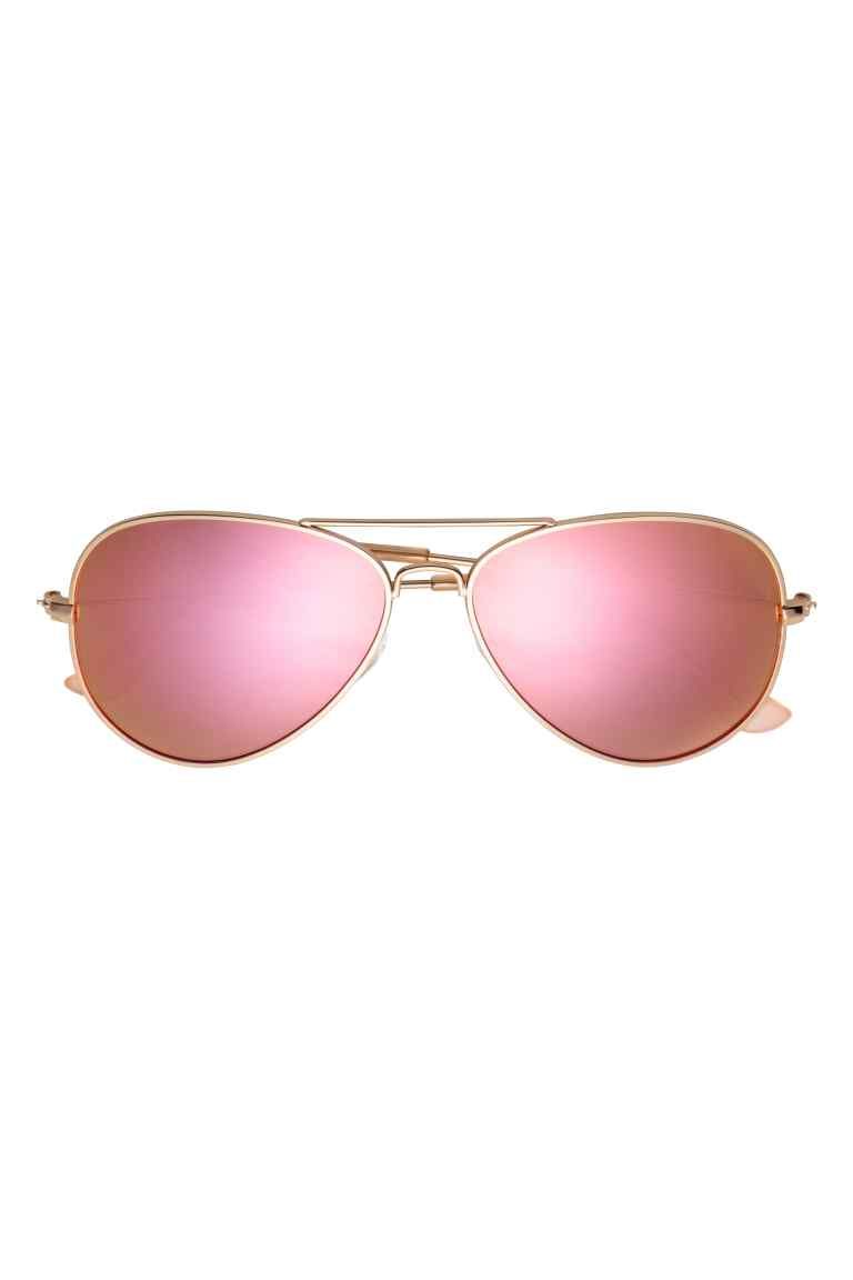 Gunes Gozlugu Kirmizi Altin Rengi Pembe Cocuk H M Tr Kirmizi Altin Gunes Gozlukleri Gunes Gozlugu