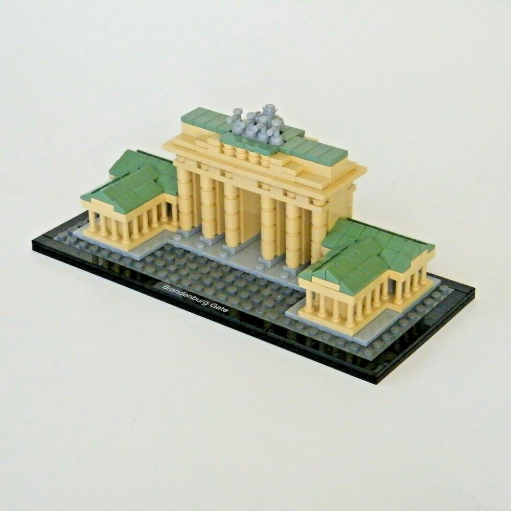 Lego Architecture Brandenburg Gate Berlin Germany Tor 21011 Complete Lego Lego In 2020 Lego Architecture Brandenburg Gate Architecture Set