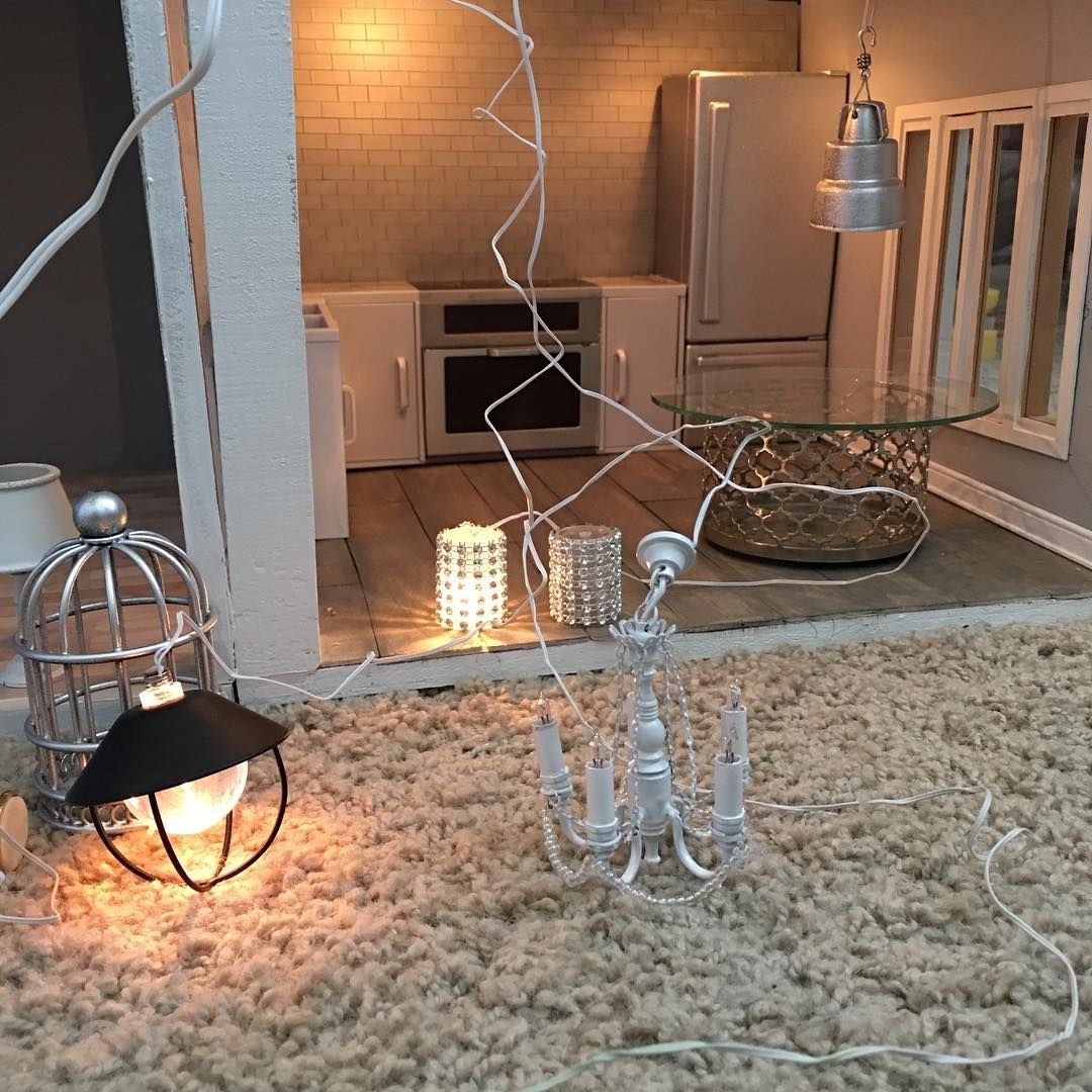 A few Instagram members have asked me about lighting and wiring for a dollhouse. I