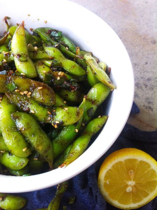 EASY EDAMAME WITH GARLIC, SOY, & LEMON Recettes edamame EASY EDAMAME WITH GARLIC, SOY, & LEMON Recettes edamame
