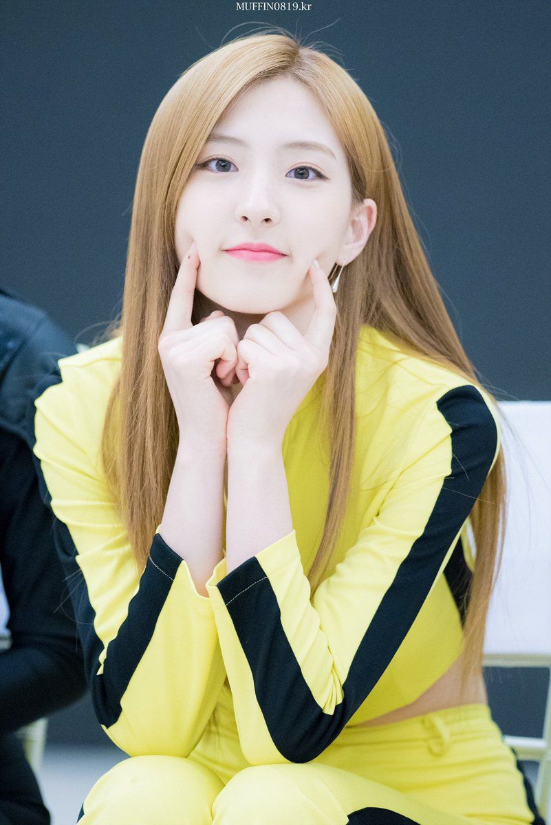 wjsn eunseo son juyeon would you like wjsn eunseo son juyeon would you like