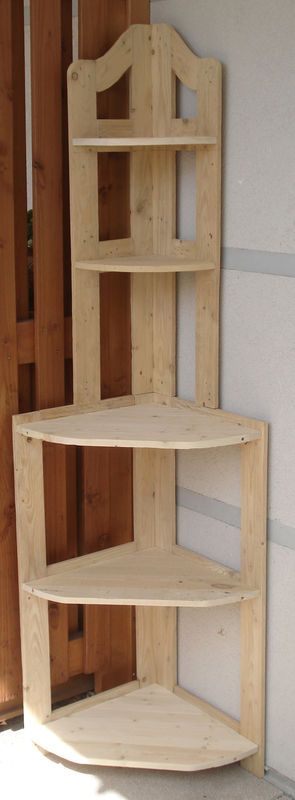 Pallet Corner Shelf • 1001 Pallets