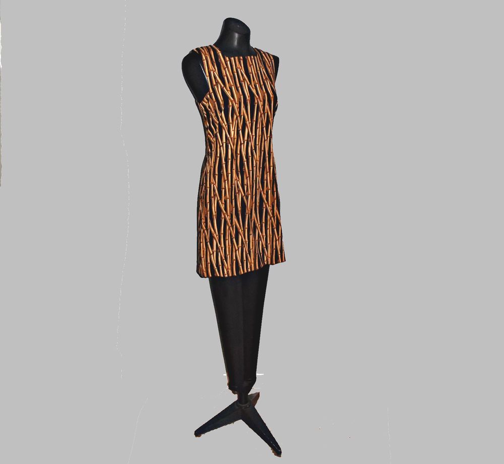 Awesome Nicole Miller Vintage C 1996 Bamboo Novelty Print Dress Awesome Nicole Miller Vintage C 1996 Bamboo Novelty Print Dress Size 6 Nicolemiller Sheath Wheneverdayorevening