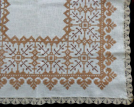 Vintage cross stitch tablecloth | Vintage cross stitches, Hand