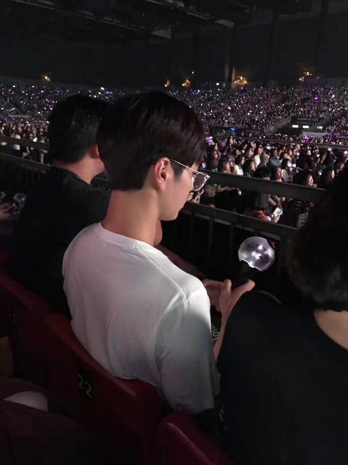 パクボゴム、BTS香港公演を観戦!テテちゃんとの友情いつまでも♡ パクボゴム、BTS香港公演を観戦!テテちゃんとの友情いつまでも♡