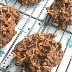 Hot Chocolate Lasagna - FOODIES