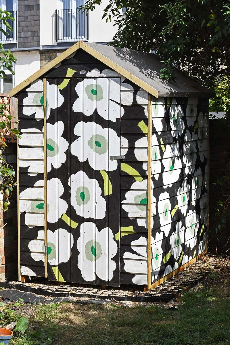 Tutorial For Painting A Shed With Colour And Pattern Painted Shed Shed Paint Colours Painted Garden Sheds