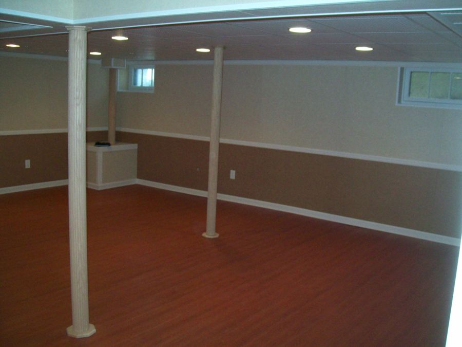 Ordinary Chair Rail Basement Part - 12: Basement Studio Remodel Inspiration, LOVE The Floor, Chair Rail, And Wall Colors.