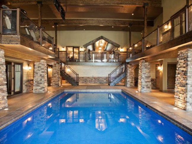 The Indoor Pools Can Really Add A Whole New Look To Your Interior And Make It Look Classy And Sophisticated Swimming Pool House Indoor Pool Design Pool Houses