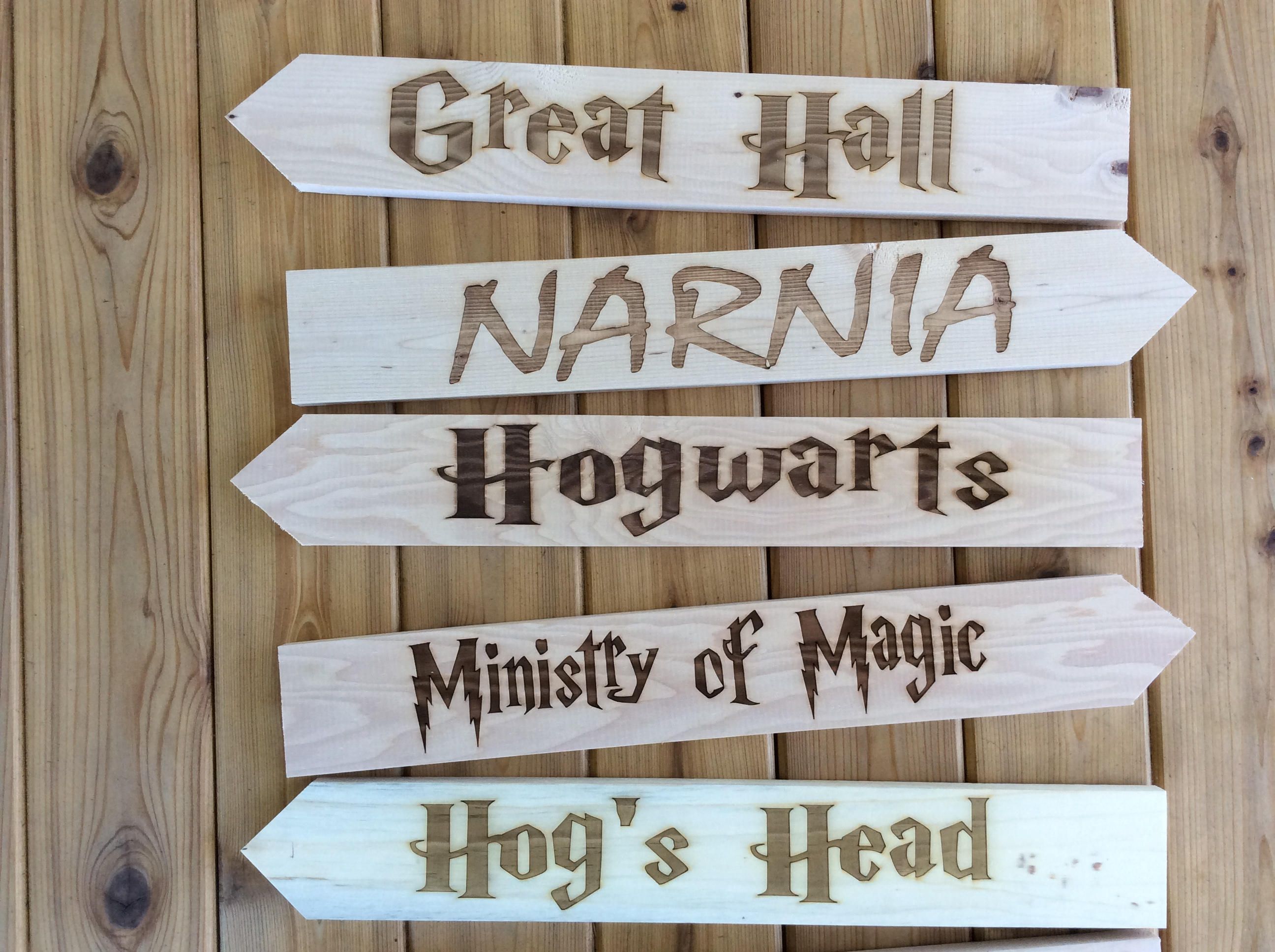arrow yard signs