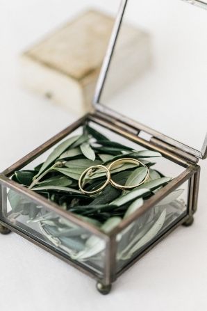 Chic + Elegant Portugal Wedding - Elizabeth Anne Designs: The Wedding Blog