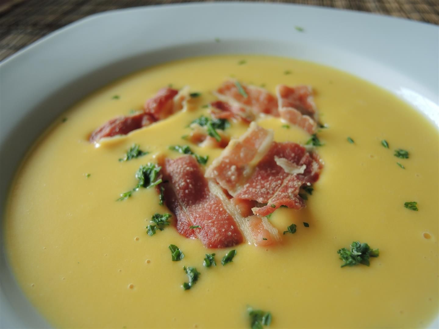 Kartoffelcremesuppe aus der Sansibar - Chilirosen