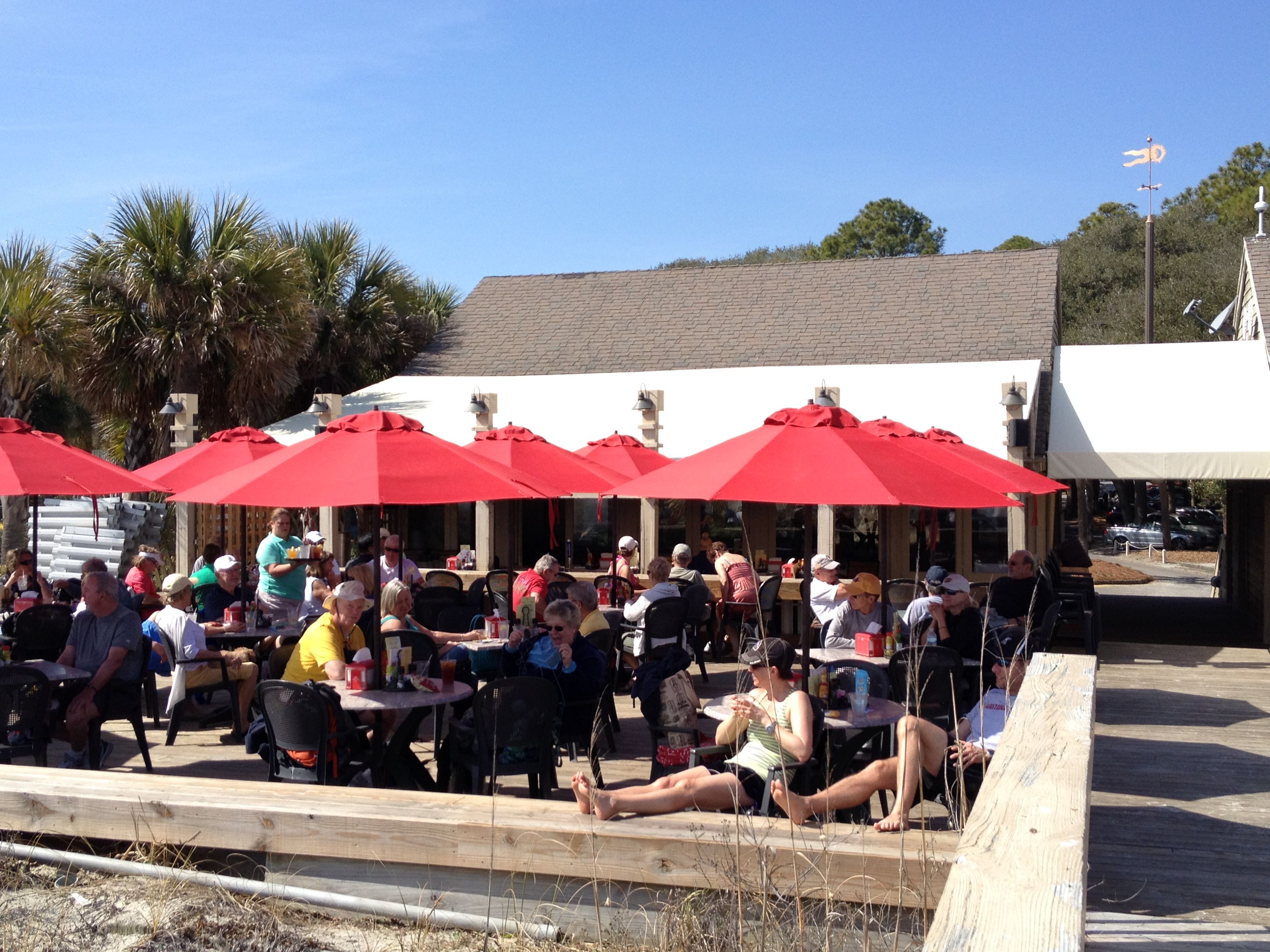 Everyone Was Out Enjoying The Weather At Oceanfront Dunes House Hilton Head Wedding Venues Palmetto Dunes In