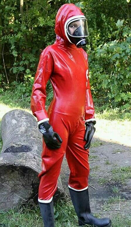 Yackel recommends Enclosed in rubber bondage Maratre recommend Twink on top