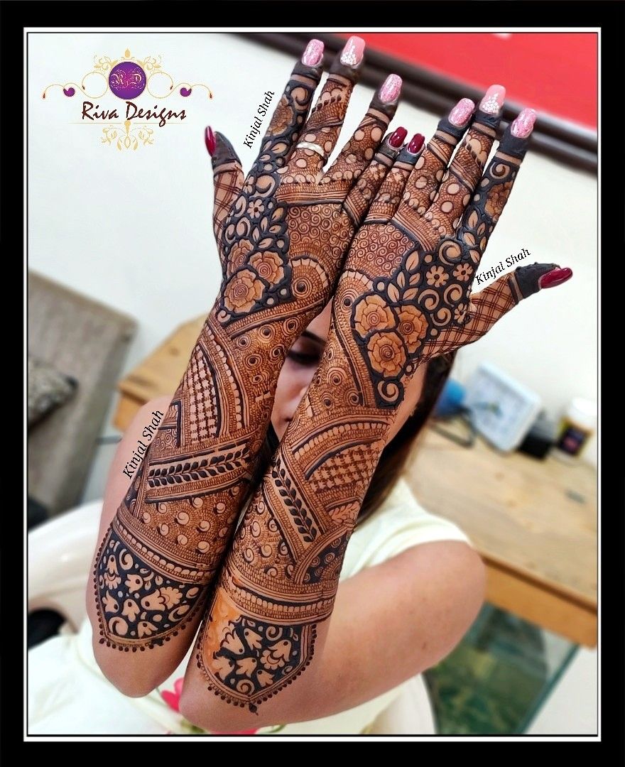 48 Simple Back full hand mehndi design 