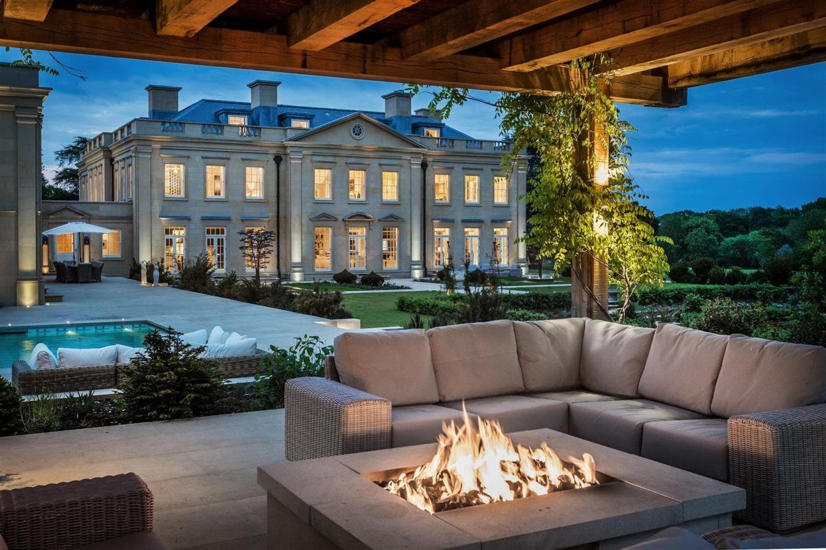 Dream Homes Across The Uk Mansions 10 Bedroom House Godalming