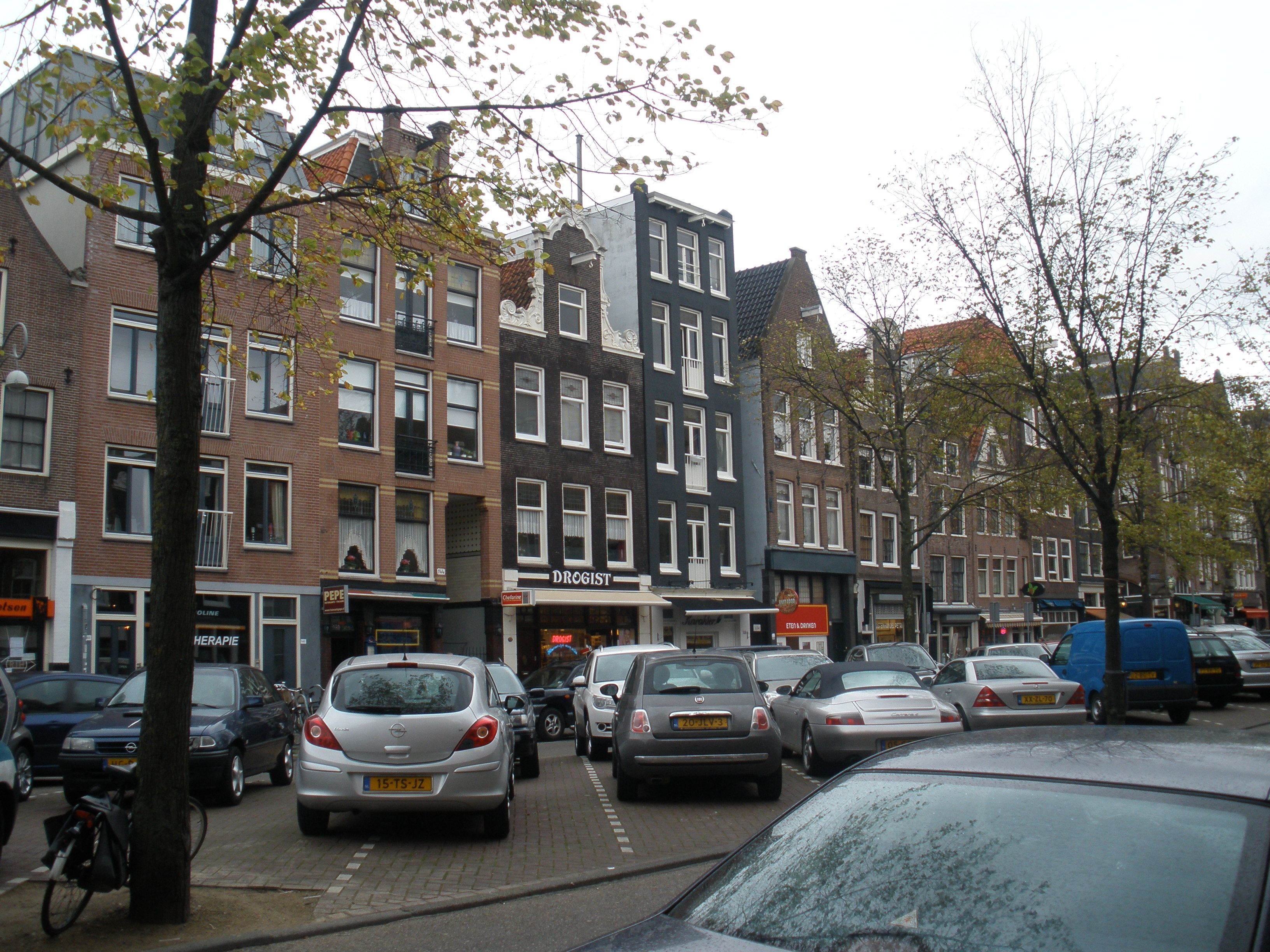Pin van Lise Spectre op Amsterdam in color ...