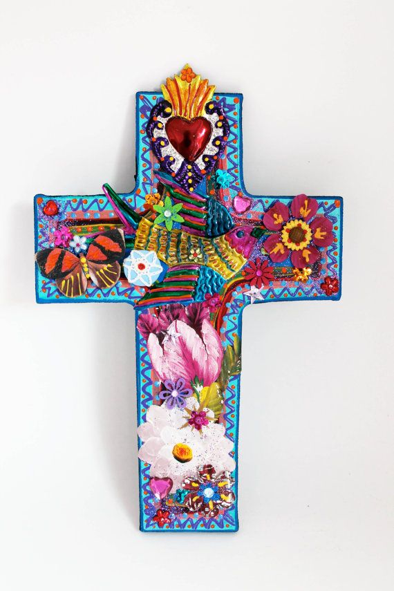 Color y Tradicion Mexican Tin Cross Wall Hanging Folk Art Handmade Sacred Heart # 118 Color y Tradicion Mexican Tin Cross Wall Hanging Folk Art Handmade Sacred Heart # 118