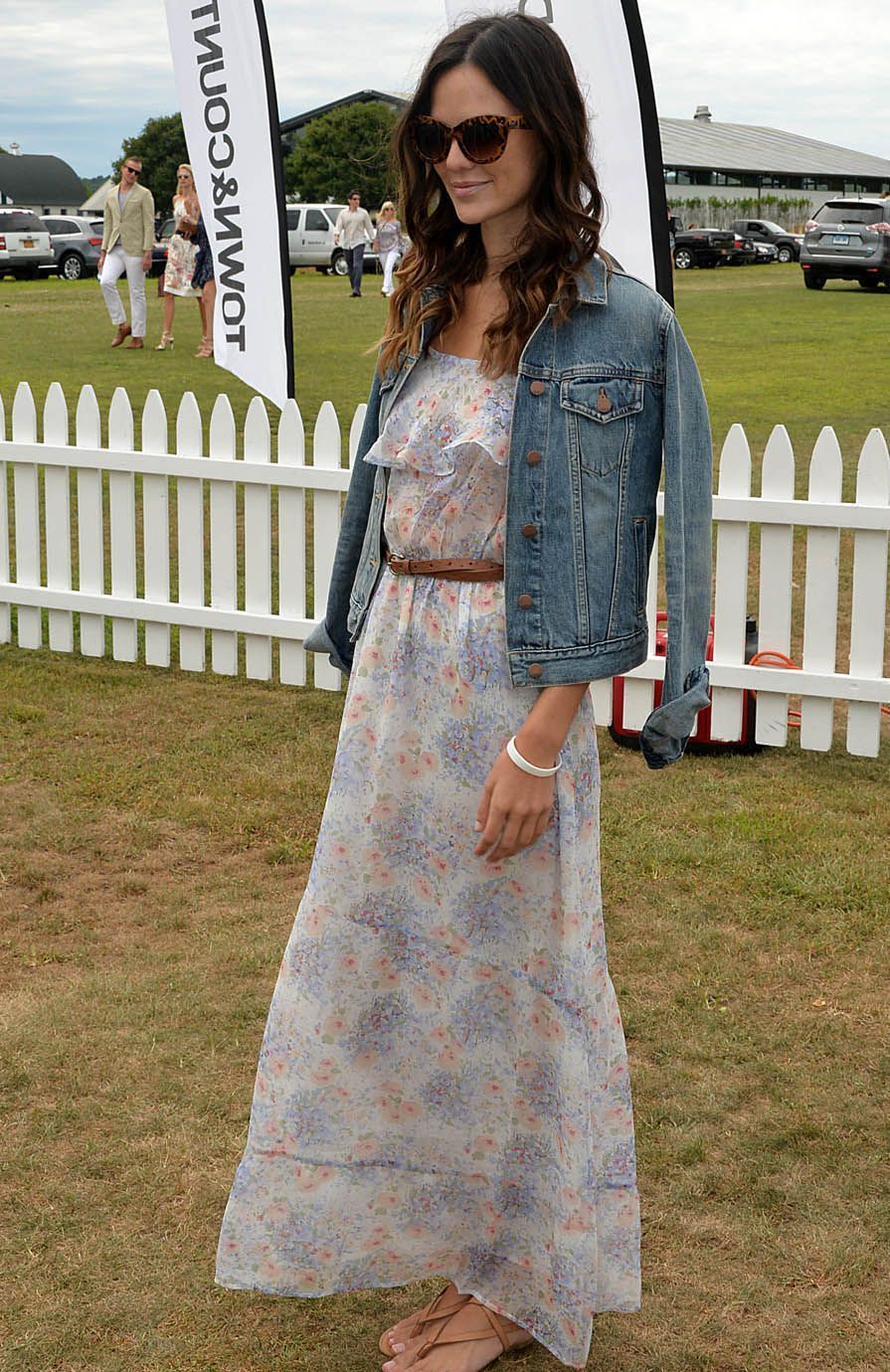 How To Dress For A Polo Match Polo match outfit, Fashion, Polo outfit