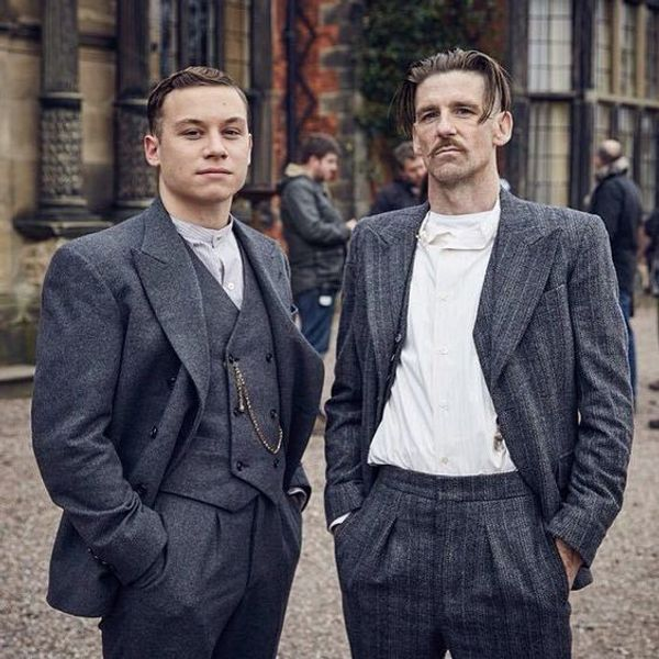 How to Dress like a Peaky Blinder | Peaky blinders, Style Comment s'habiller avec le style de Peaky Blinder Hockerty