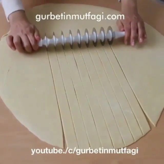 2,474 Beğenme, 30 Yorum - Instagram'da 🌟🌟süper paylasimlar🌟🌟 (@supersofra): "Gunaydin masallah masaya😍😊 . Harika tarifler için Begenip takip etmeyi unutmayin 👉@supersofra…" Playing Cards, Instagram, Playing Card Games, Game Cards, Playing Card