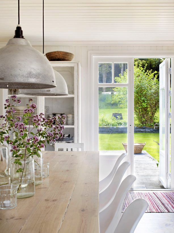 Love The Mix Of Country Style Kitchen With Edgy Industrial Lighting At Low Level Over Dining Table Love The Mix Of Country Style Kitchen With Edgy Industrial Lighting At Low Level Over Dining Table