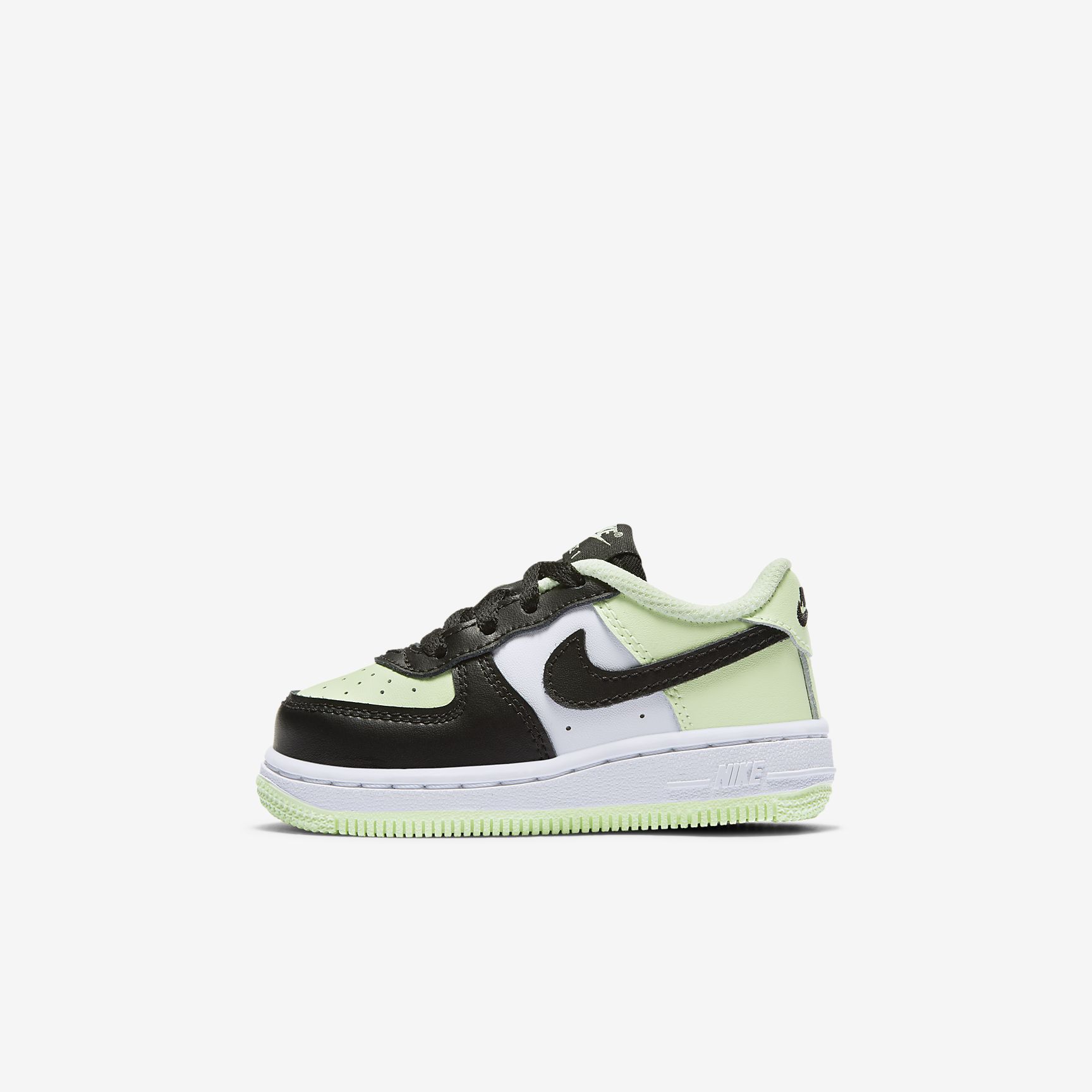 chaussure nike pour bebe