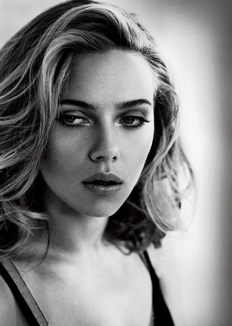 Watch Scarlett strikes a Marilyn, makes me want redlipstick video Watch Scarlett strikes a Marilyn, makes me want redlipstick video