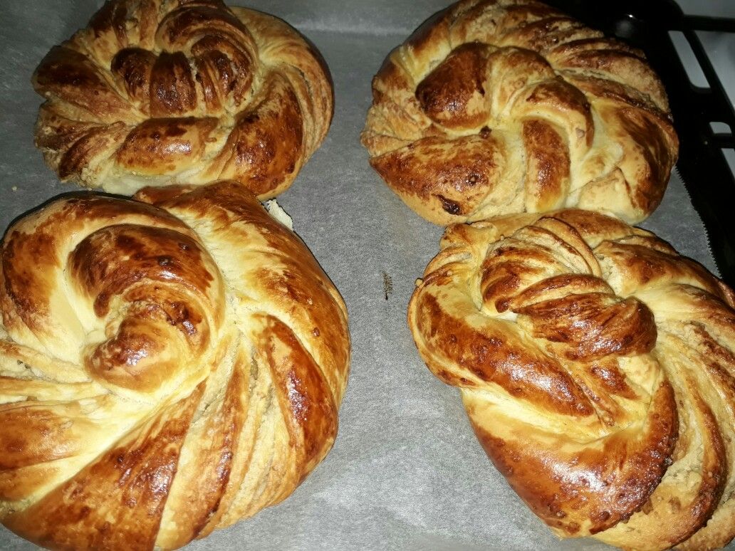 Tahinli Cevizli Çörek Tahinli Cevizli Çörek
