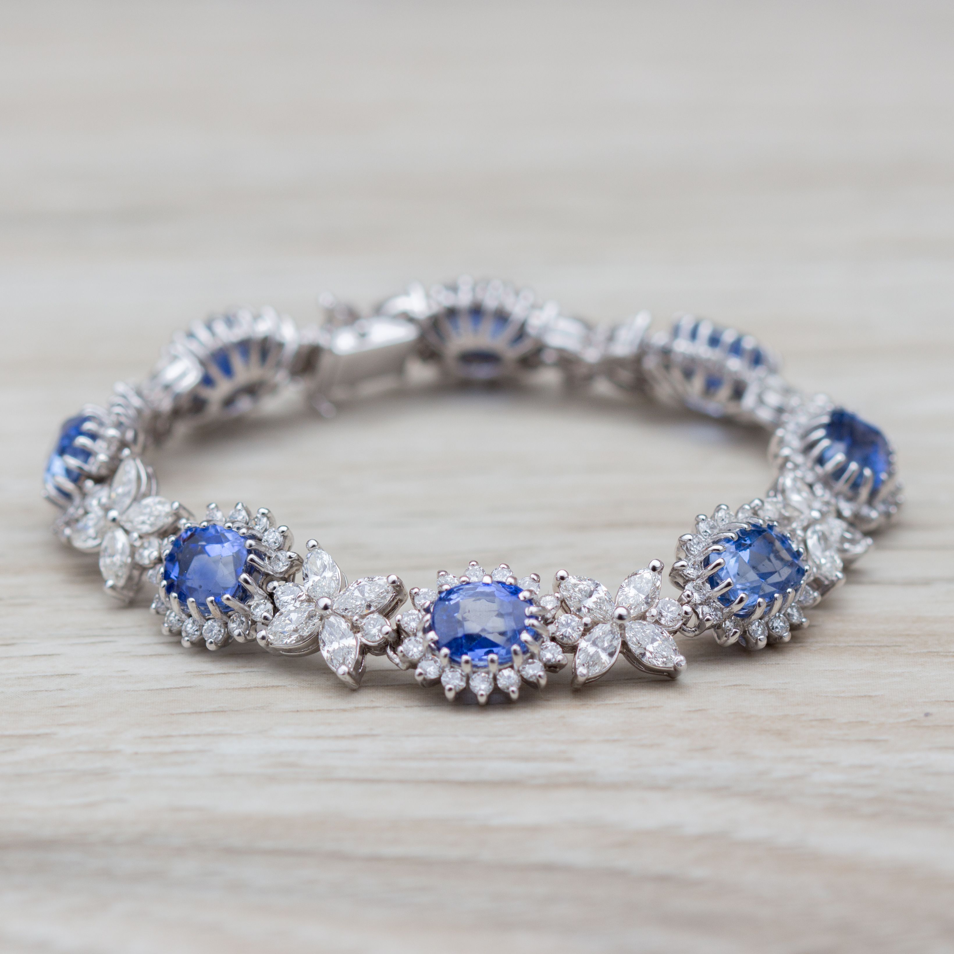 Antique Bracelet Find At Windsor Jewelers In New York City Antique antique-bracelet-find-at-windsor-jewelers-in-new-york-city-antique