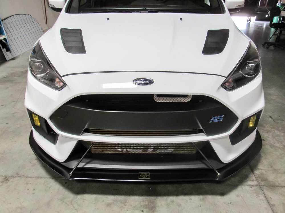 Installed A Whoosh Intercooler Last Night Here She Is Sitting Pretty At Work Fiestast With Images Ford Fiesta St Fiesta St Ford Fiesta