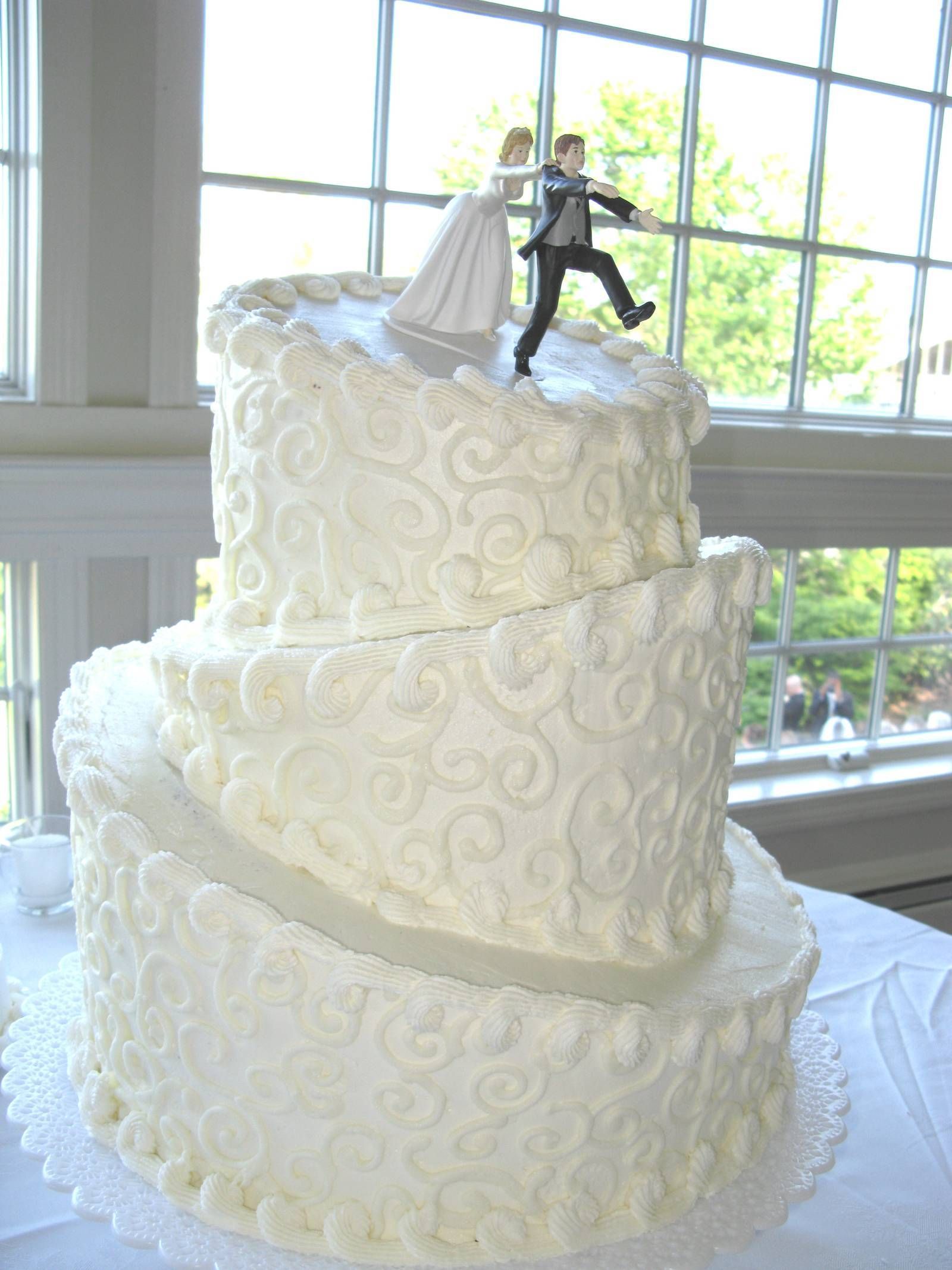Topsy Turvy Wedding Cake I Like The Look Of This A Lot Not Topsy Turvy Wedding Cake I Like The Look Of This A Lot Not Groom Running Off Though Lol