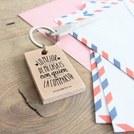 11 Ideas De Mdf Merchandising Llaveros Disenos De Unas Llaveros En Madera