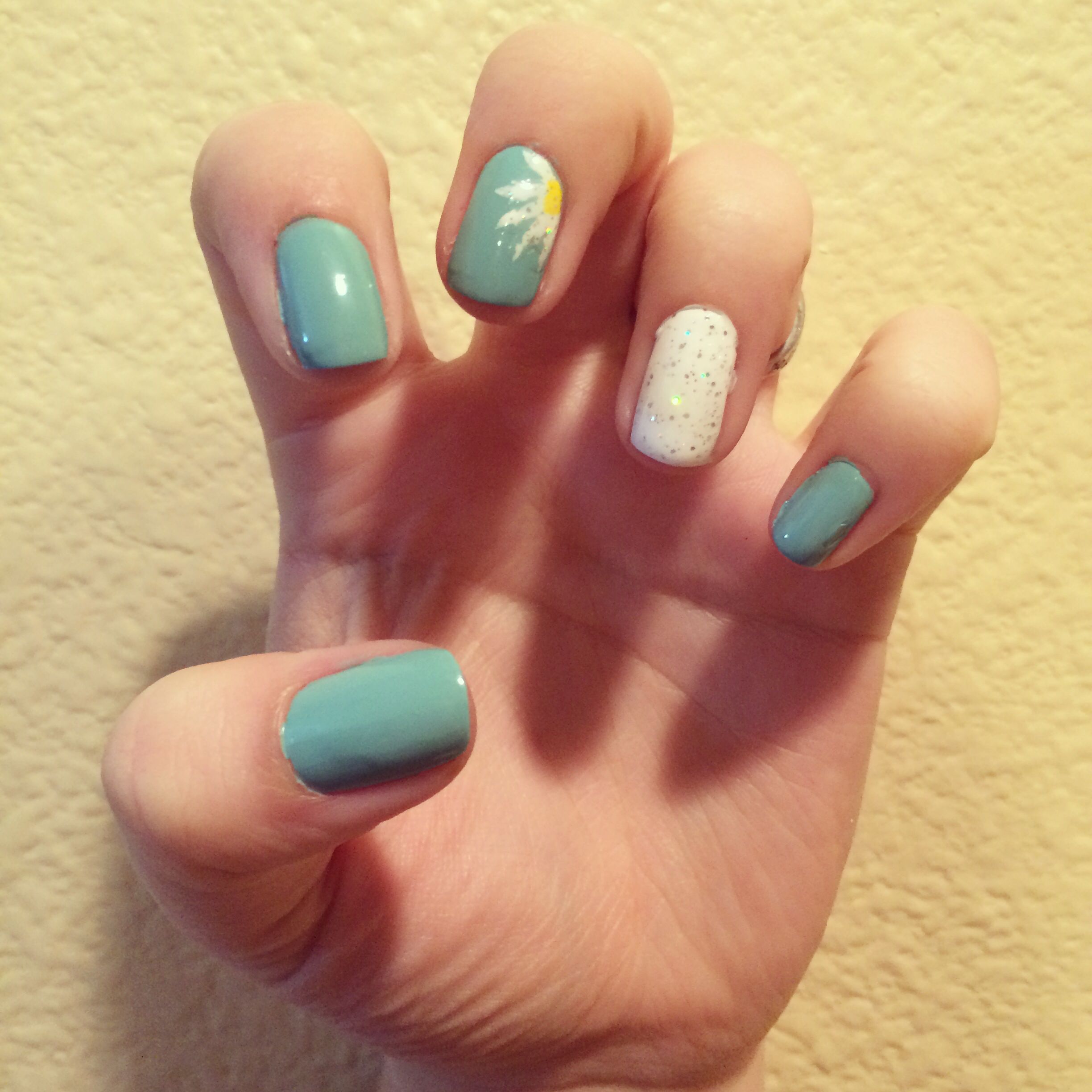 Spring time nails! I gave this design a shot and love the