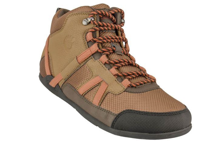 Going on a hike? You don't need a big heavy boot. This Men's minimalist hiking shoe is perfect for d...