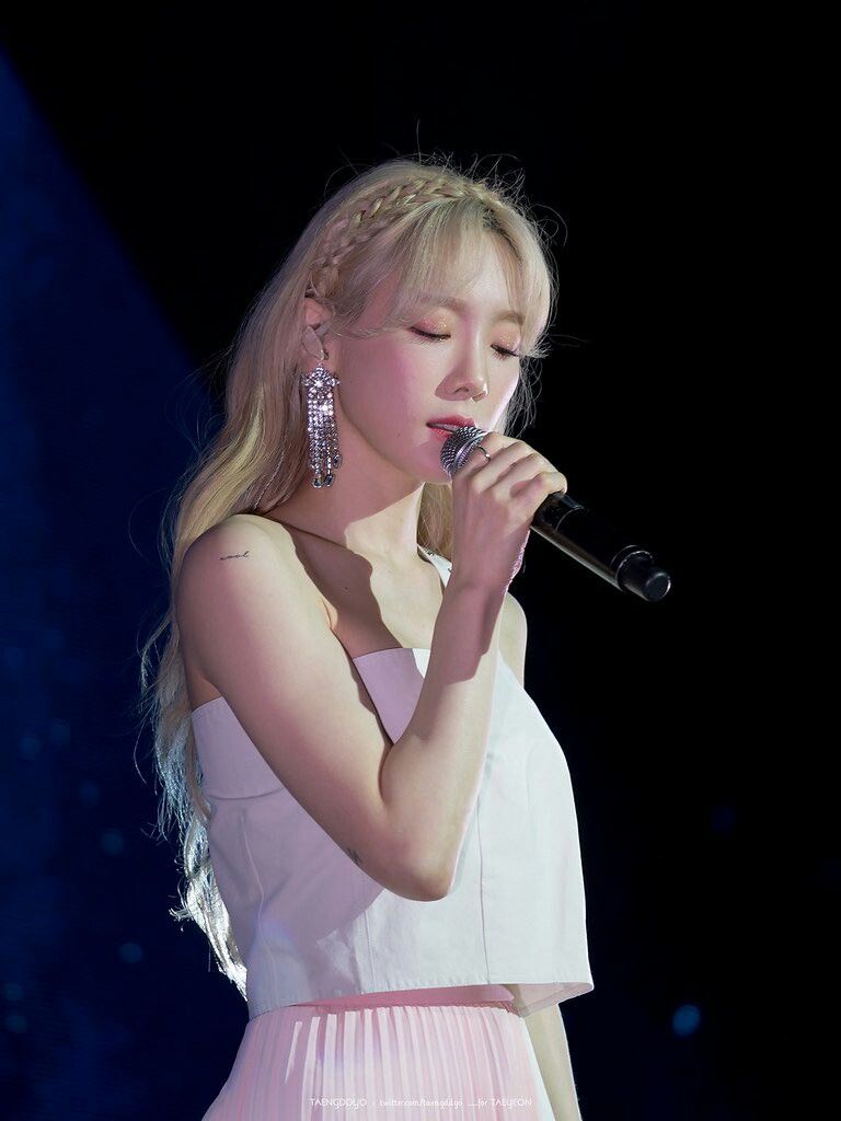 190525 taeyeon posco concert taeyeon 190525 taeyeon posco concert taeyeon