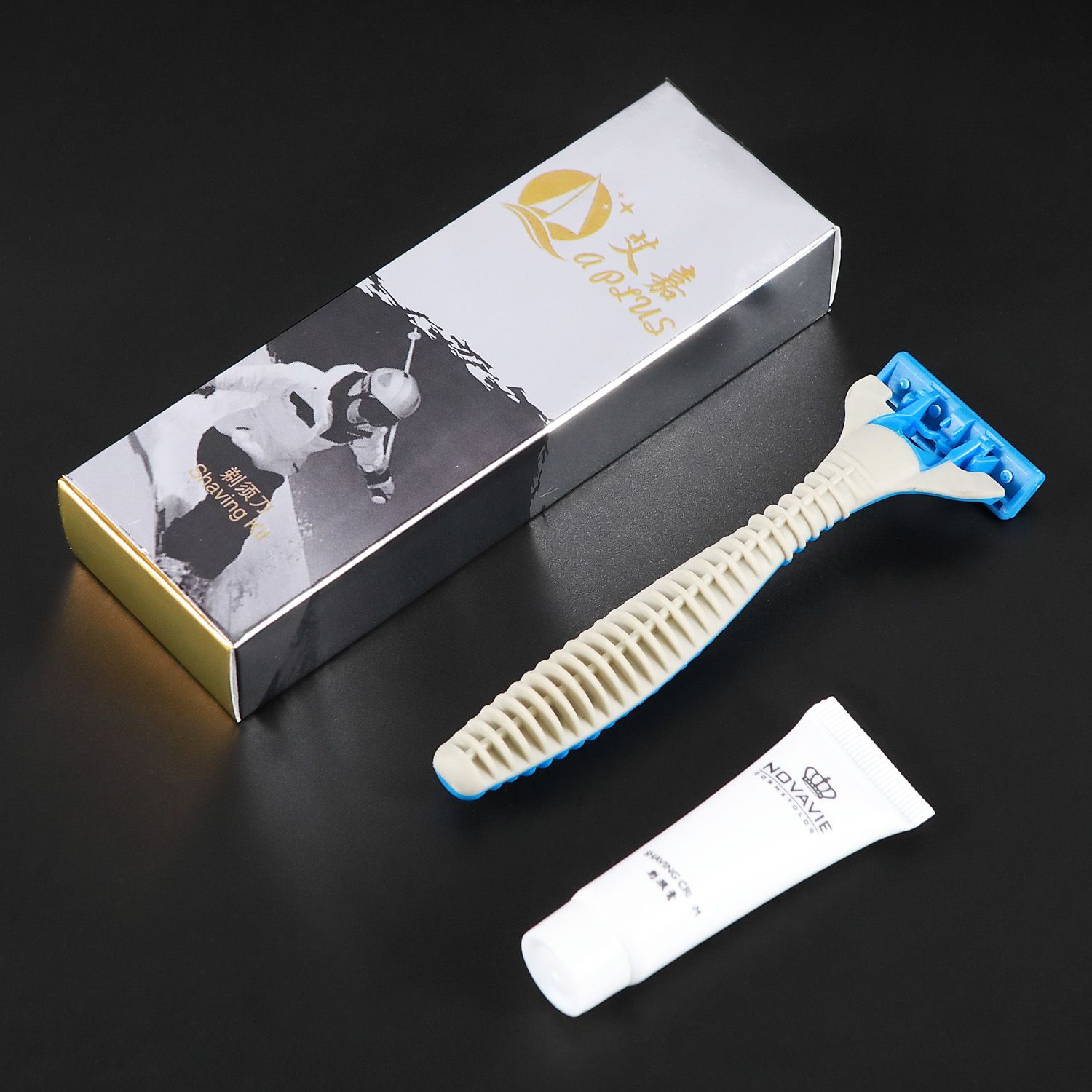 Hot Selling Disposable 15g Shaving Cream Type : Shaving Cream. Cosmetic : Novavie Brand From Belgium. Toothpaste : Ora2. Vanity Kit : 2 Cotton Buds+4cotton Pads. Shaving Cream : Novavie Brand. Shower Cap : Strip Shower Cap. Sewing Kit : 6threads Sewing Kit. Package : 2019 New Material Sachet. Toothbrush : Starch Corn Bio Material. Razor : Stainless Steel Blades. Hotel Amenities, Cotton Buds, Shower Cap, Sewing Kit, Shaving Cream, Starch, Razor, Belgium, Corn
