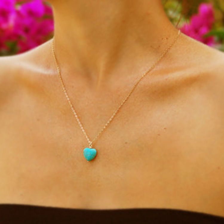 Lucky Small Turquoise Heart Shape Stone Pendant Necklace Silver Gold Tone Chain Lucky Small Turquoise Heart Shape Stone Pendant Necklace Silver Gold Tone Chain
