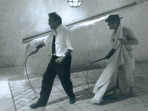 81 2 Federico Fellini And Marcelo Mastroianni On The Set Cinema Film Marcello Mastroianni