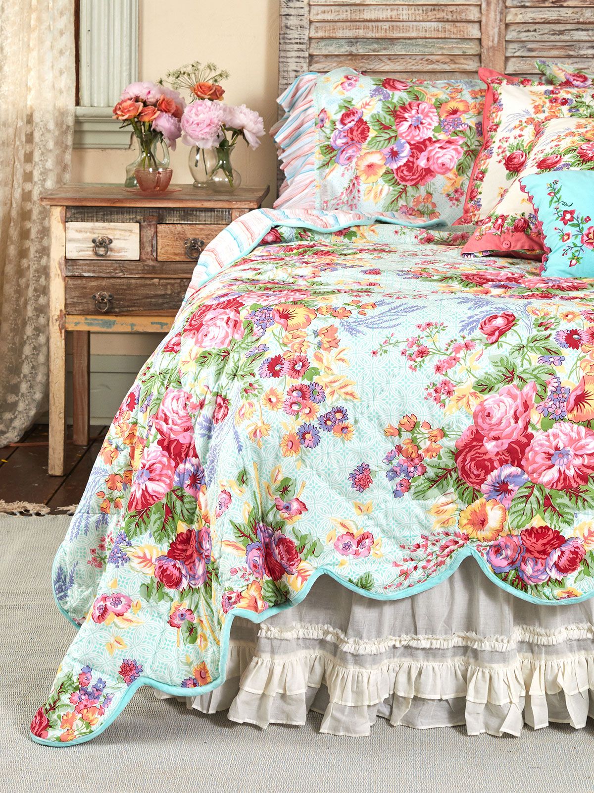 Victorian Rose Quilt Your Home Bedding Beautiful Designs By