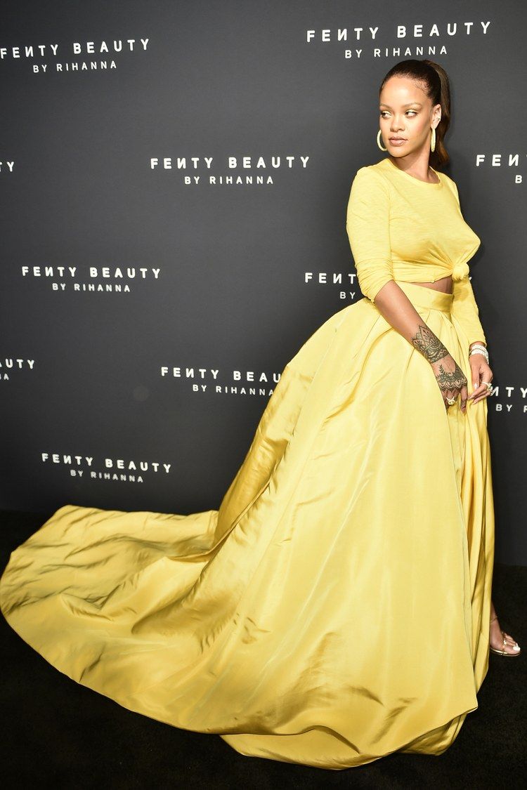 Rihanna on the red carpet in 34 standout looks Rihanna, Look da red