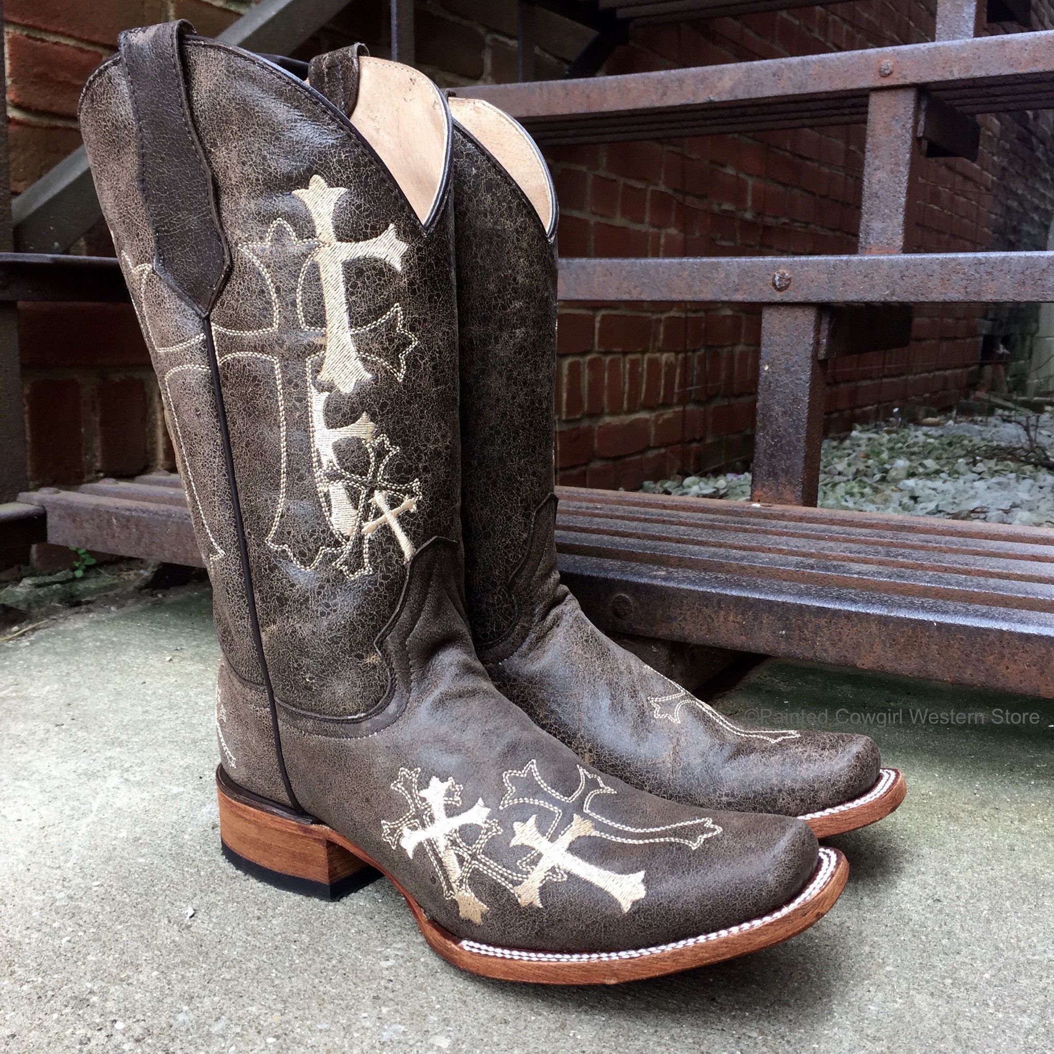 Circle G by Corral Women/'s Brown Cross Square Toe Cowboy Boots L5042