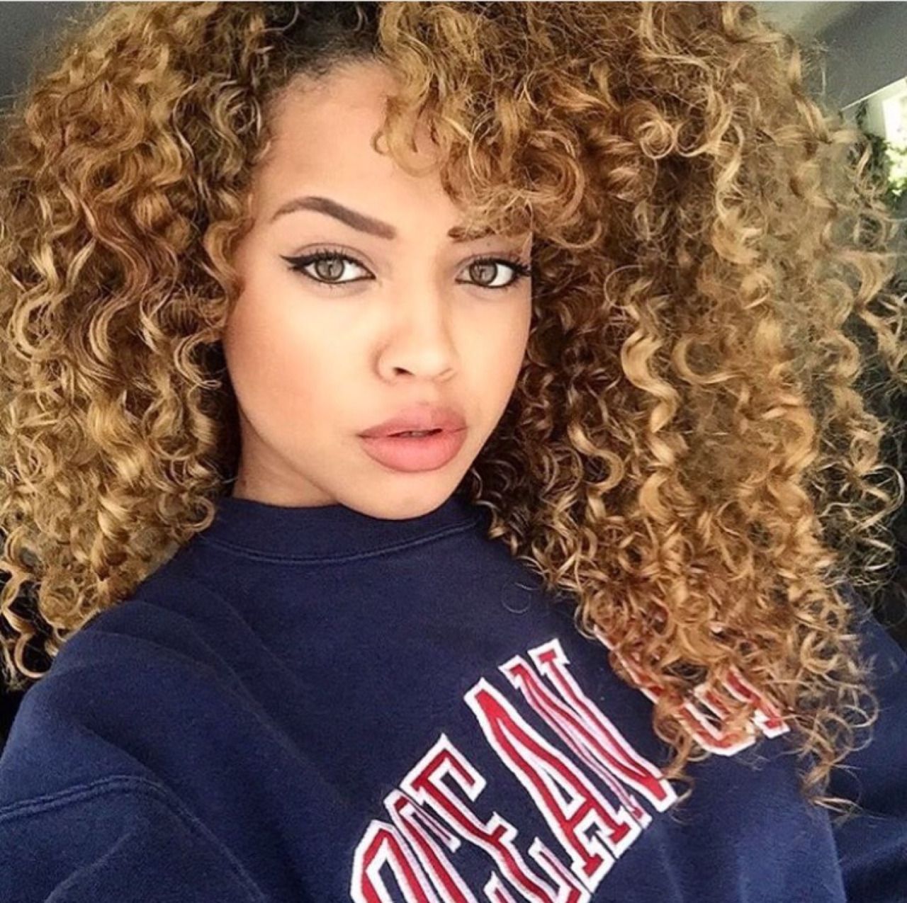 Curlyhairbeautiful Curly Hair Styles Beautiful Curly Hair Curly Hair Styles Naturally [ 1275 x 1280 Pixel ]