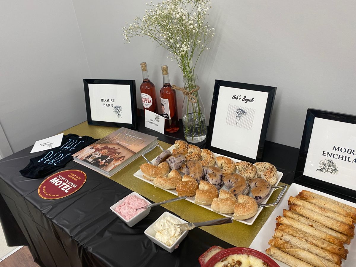 Diy schitt s creek party – Artofit