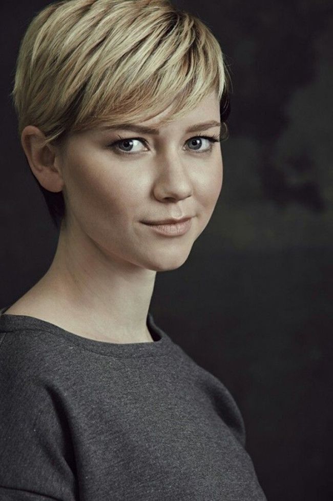 Frisur Hohe Stirn Schmales Gesicht Mann in 2020 Kurzhaarfrisuren damen schmales gesicht Frisur Hohe Stirn Schmales Gesicht Mann in 2020 Kurzhaarfrisuren damen schmales gesicht